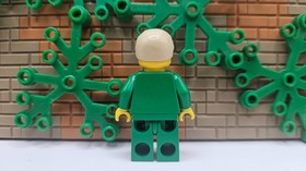 (S2/9/5) Lego Harry Potter hp020 Draco Malfoy Green Quidditch Uniform 4726