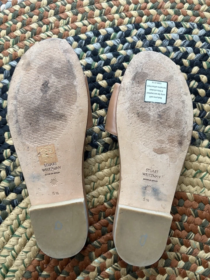 Stuart Weitzman Tan Leather Sandal With Gold Buckle Size 5.5 - Image 2 of 4