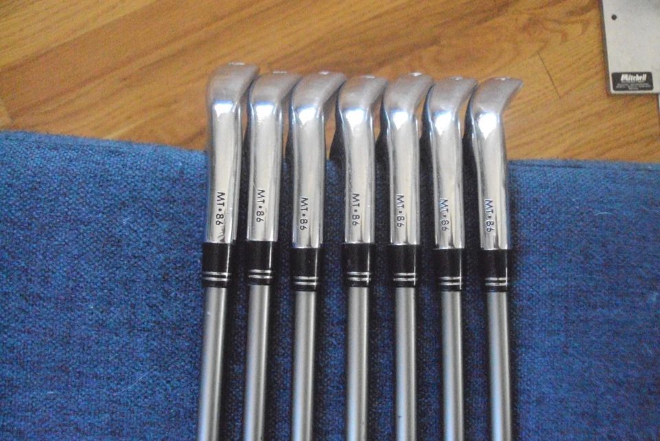 MacGregor MT-86 Pro Forged irons 4-PW Recoil 680 F4 stiff graph std length - Image 4 of 4