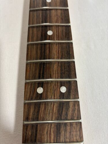 2020 Squier Classic Vibe 60s Jazzmaster Indian Laurel Neck 21-Frets Gloss Tint - Picture 17 of 19