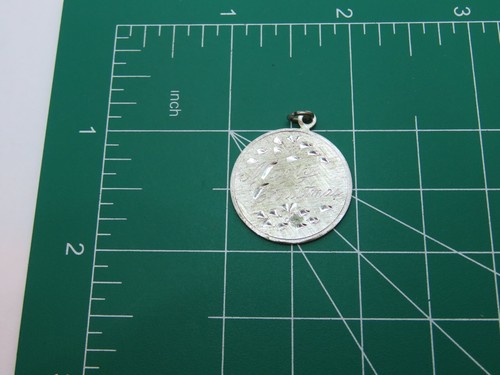 Etched 1" Round "Merry Christmas" Charm - Vintage 925 Sterling Silver - Picture 2 of 3