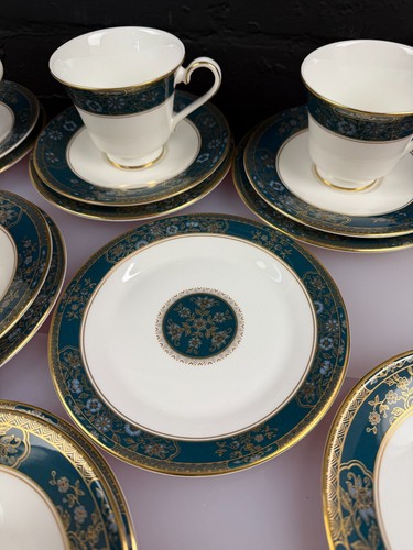 6 tasses soucoupes et assiettes latérales Royal Doulton Carlyle Tea Trios 4 ensembles disponibles - Photo 6 sur 7