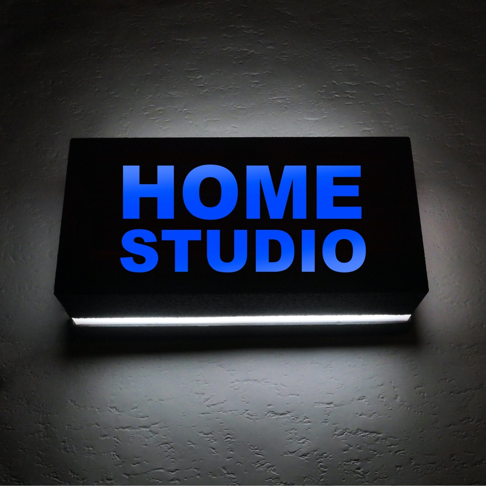 Applique murale LED design rectiligne en aluminium brossé