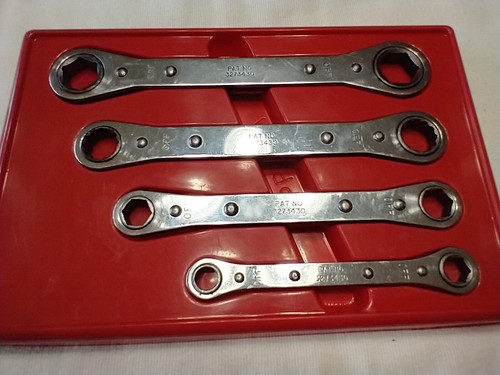 Snap-On RB604C 4 pc 12-Point SAE 0° Offset Ratcheting Box Wrench Set. 6/12 POINT - Picture 11 of 19