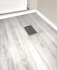 LVT Click Vinyl Flooring Click System Embossed Water Resistance Multiple Colours