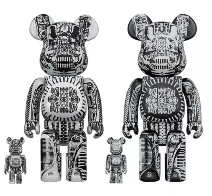 BE@RBRICK H.R.GIGER WHITE CHROME & BLACK CHROME Ver 100% &