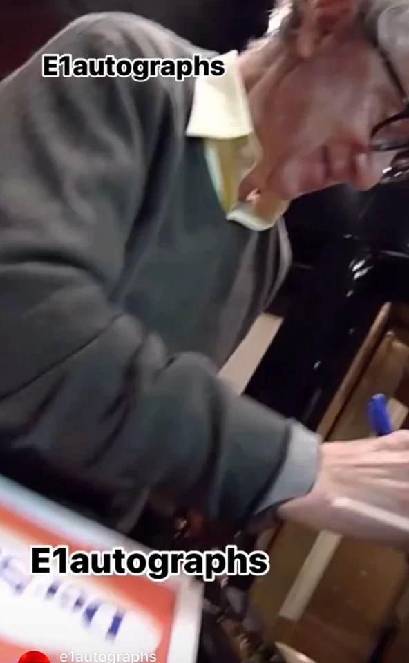 Woody Allen signed Annie Hall 8x10 Original Lobby Card In Person - image 3 of 3