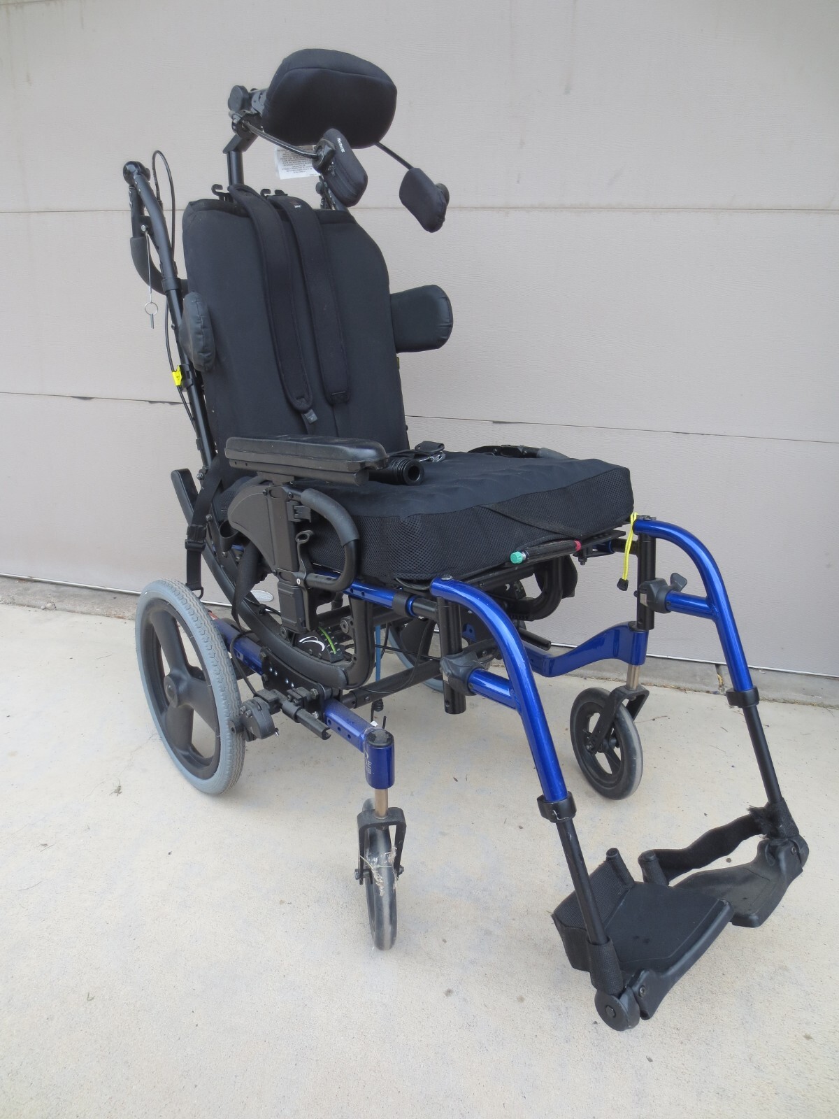 Quickie IRIS SE tilt wheelchair with ROHO Seating Bundle 17" W x 19" D eBay