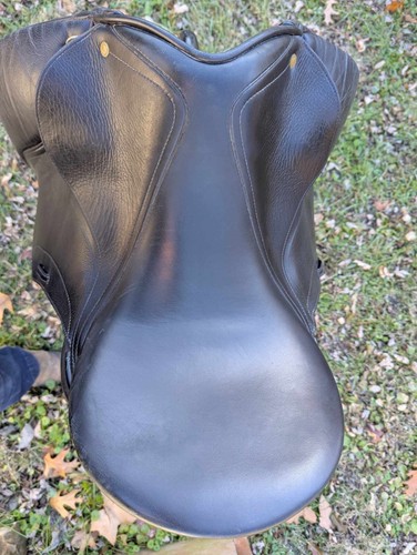 Schleese Obrigado dressage saddle 17.5 MW - Picture 11 of 13