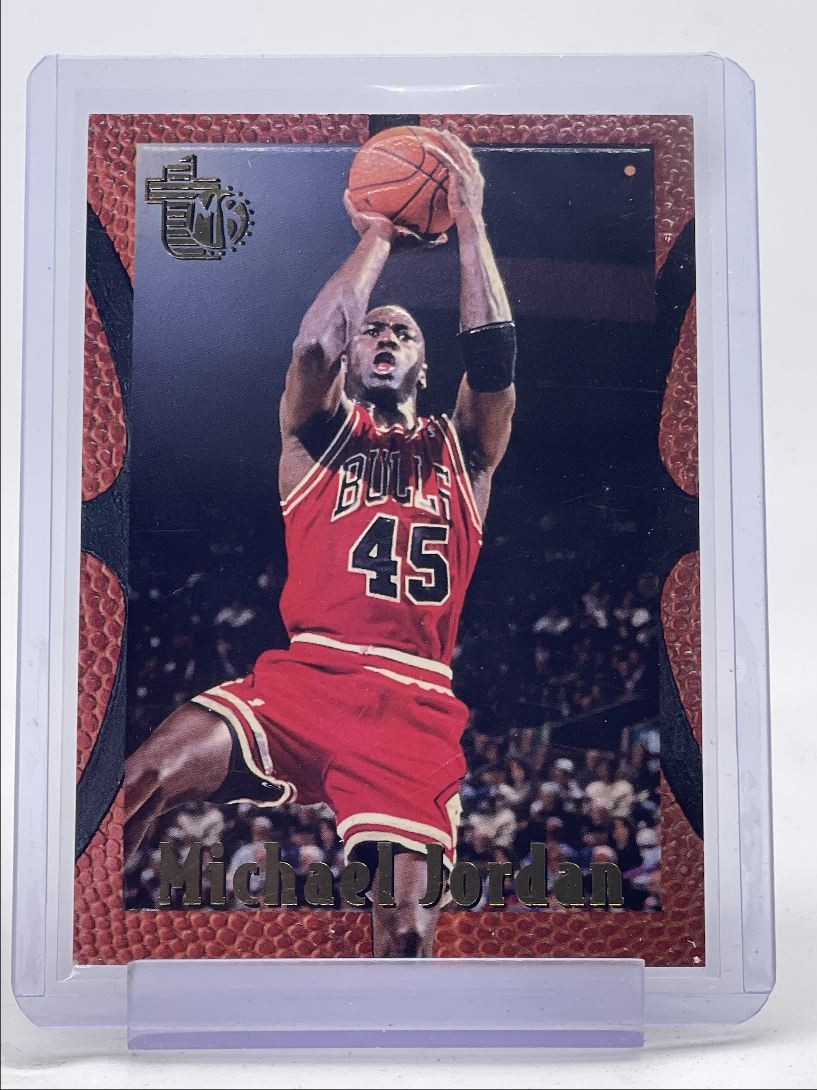 MICHAEL JORDAN 1994-95 TOPPS EMBOSSED BASKETBALL BULLS #121 Q5997