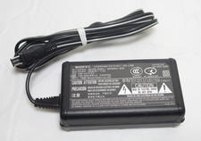 Genuine Sony 1-479-283-13 100-240V AC Power Adapter Cord DC 8.4V 1.5A AC-L15B 