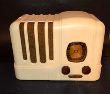 BEAUTIFUL & WORKING 1938 GOODYEAR MODEL 602 DECO WHITE PLASKON RADIO RECEIVER