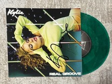 KYLIE MINOGUE SIGNED REAL GROOVE DISCO 7-INCH VINYL - BECKETT COA KYLIE MINOGUE SIGNED REAL GROOVE DISCO 7-INCH VINYL - BECKETT COA