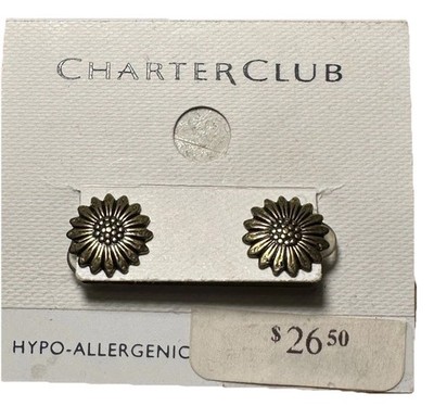 Charter Club Vintage Daisy Flower Earrings NOS Gold Tone Studs 80s 90s Macy s