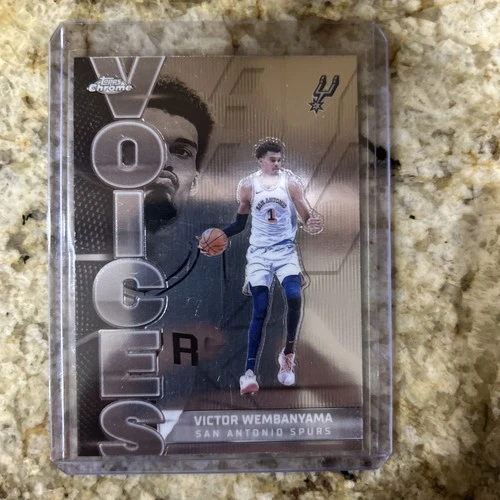 2025 Topps Chrome Victor Wembanyama Base (RAW)