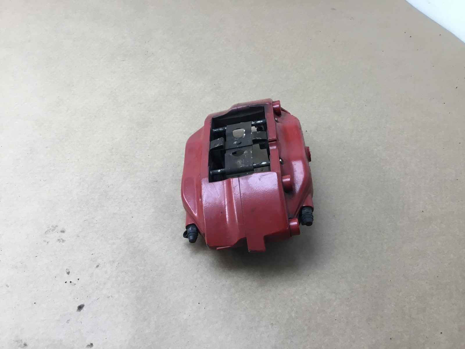 Maserati Coupe GT 2003 Front Right Passenger Brake Caliper Brembo Red 02-06 ;:Y