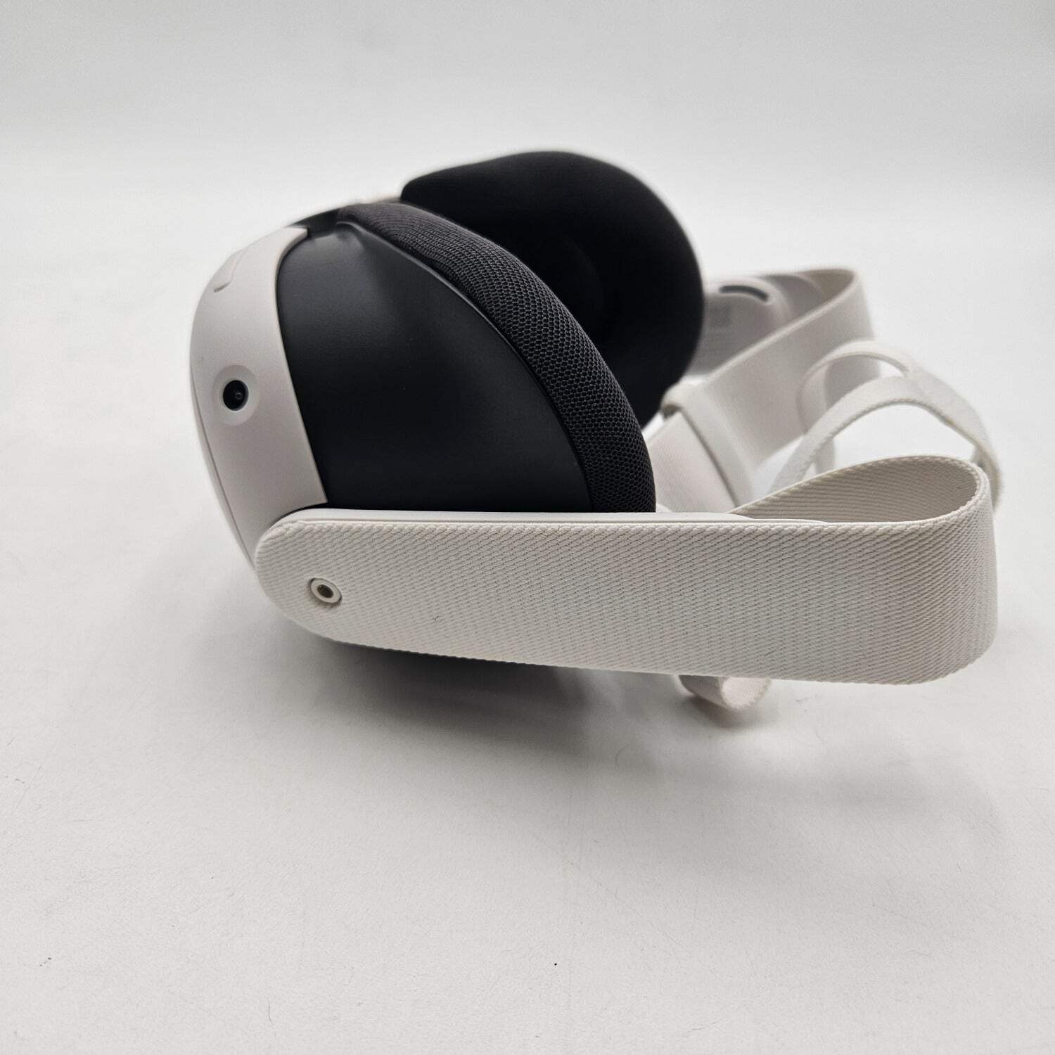 Meta Quest 3 512GB Standalone All-in-One VR Headset S3A