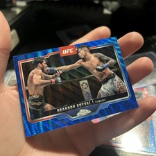 2025 Topps Chrome UFC Brandon Royval #152 Blue Wave Refractor /75