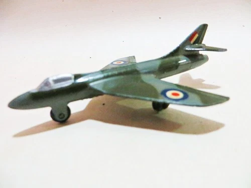 DINKY 736 'HAWKER HUNTER RAF JET PLANE'. COMPLETE. VINTAGE. ORIGINAL. VERY GOOD