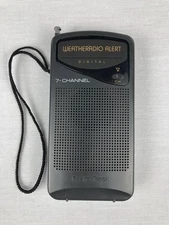 RADIOSHACK  7 CHANNEL DIGITAL POCKET HANDHELD WEATHER ALERT RADIO 12-246 TESTED
