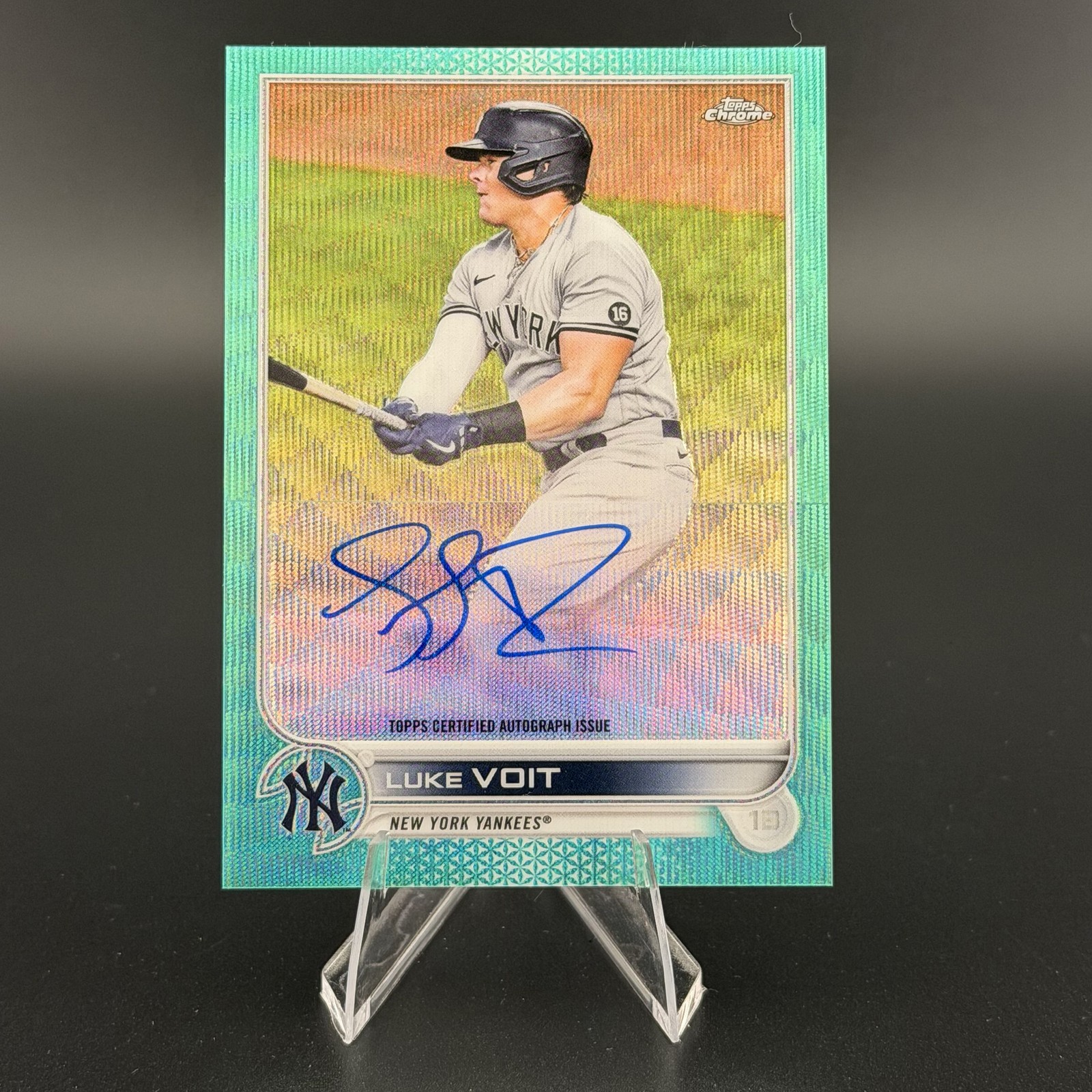 2022 Topps Chrome Luke Voit Aqua Wave Refractor Auto #163/199 Yankees CVA-LV