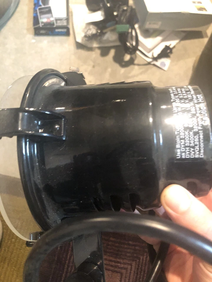 	Smith Victor 765UM – 600-WATT QUARTZ HALOGEN LIGHT. UL LISTED. - Image 2 of 4