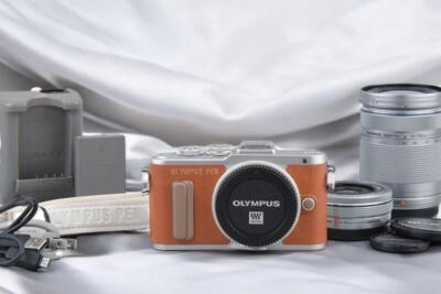 [Mint] Olympus E-PL8 16.1MP Digital Camera 14-42mm 40-150mm Lens w/Box Tested