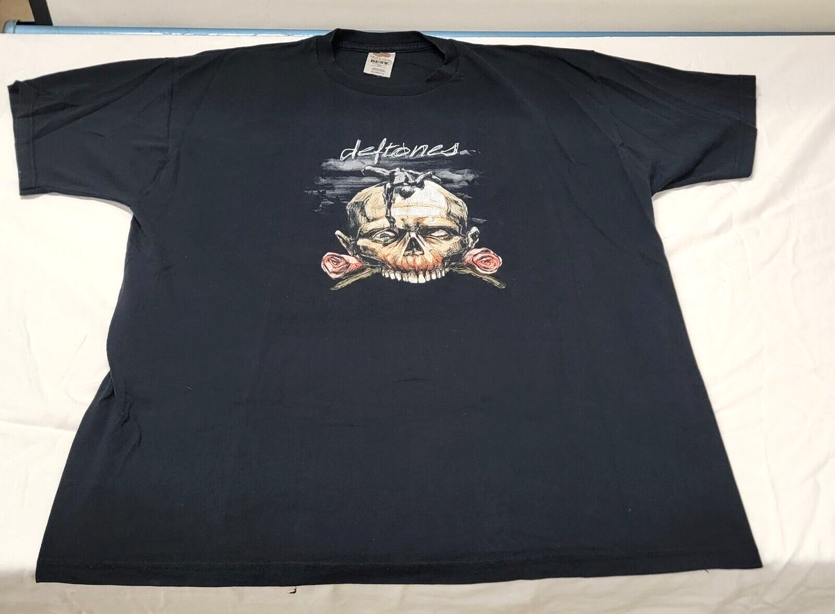 Vintage Deftones 2003 Self Titled Tour T-Shirt, XL Derek Hess