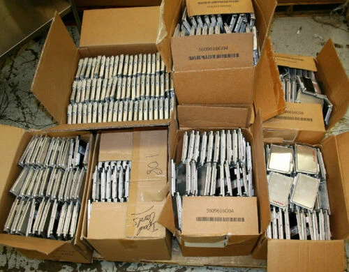 Hitachi PATA/IDE/EIDE Computer Drive Bay Caddies