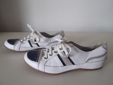 Scarpe da ginnastica eleganti chic indossano pelle bianca e blu FOSCO taglia 37, NUOVE!!