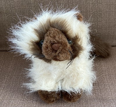stuffed himalayan cat