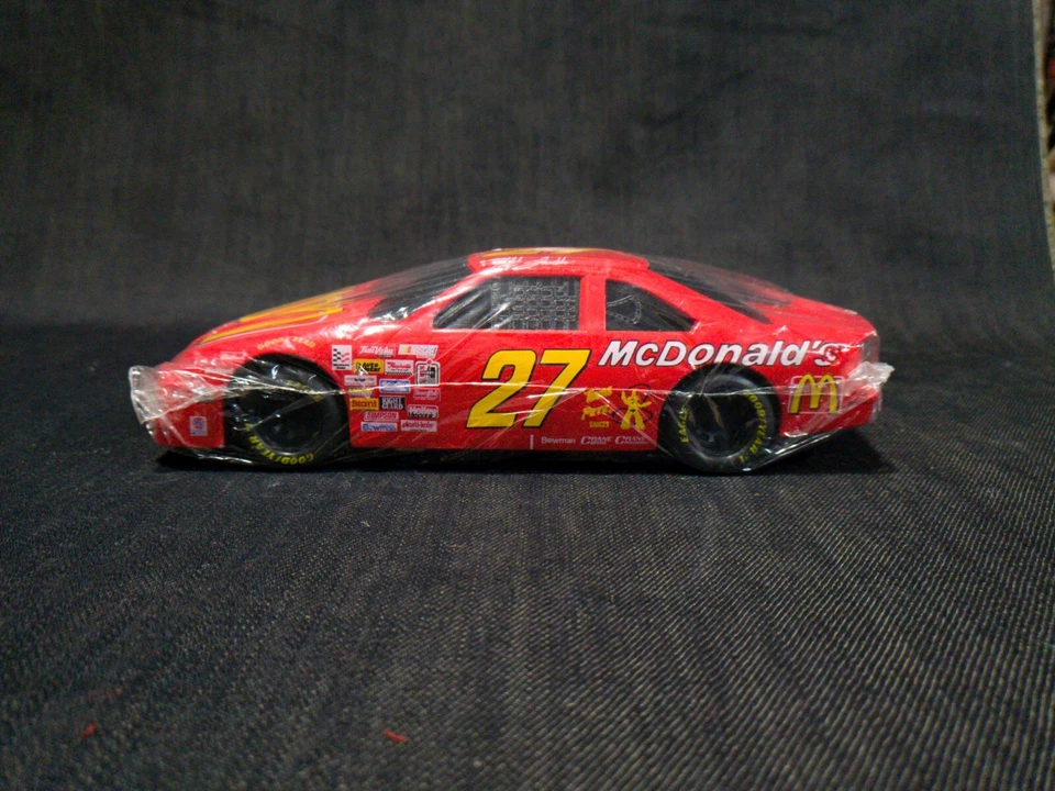Vintage 1992 Racing Champions NASCAR Hut Stricklin McDonald's #27 Bank 1:24 - Image 2 of 4