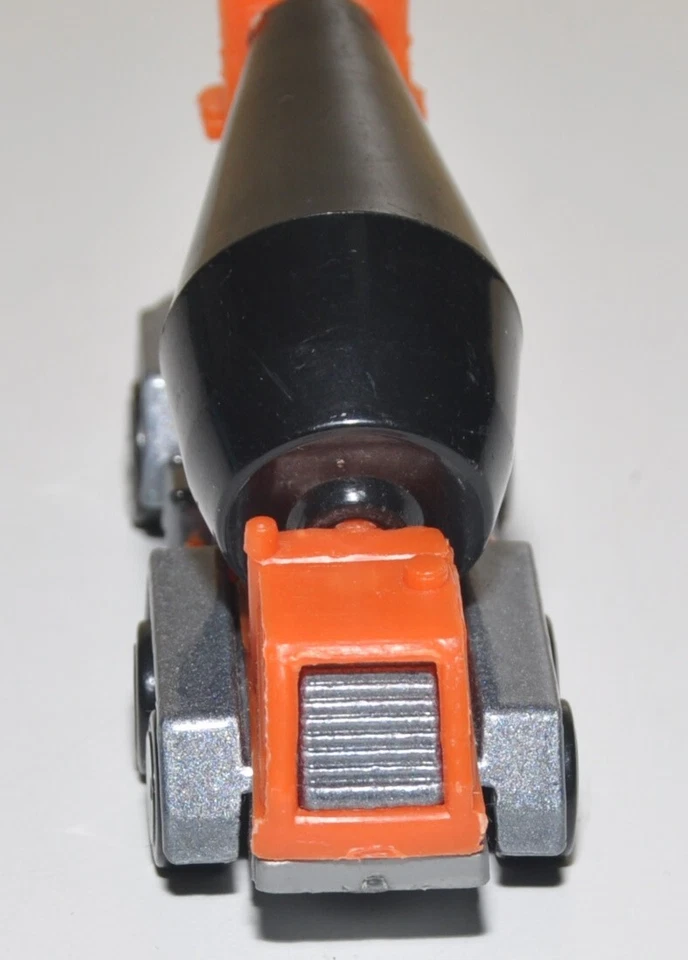 Hot Wheels Betoniera Oshkosh Cement Mixer 17460 Road Repair 5-pack arancio 1997 - Immagine 4 di 4