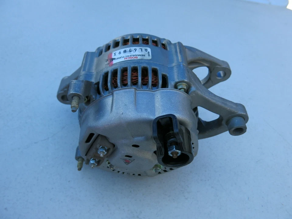 Alternador BOSCH remanufaturado serve para 89-98 Chrysler, Dodge, Jeep (AL6509X) - Imagem 3 de 4