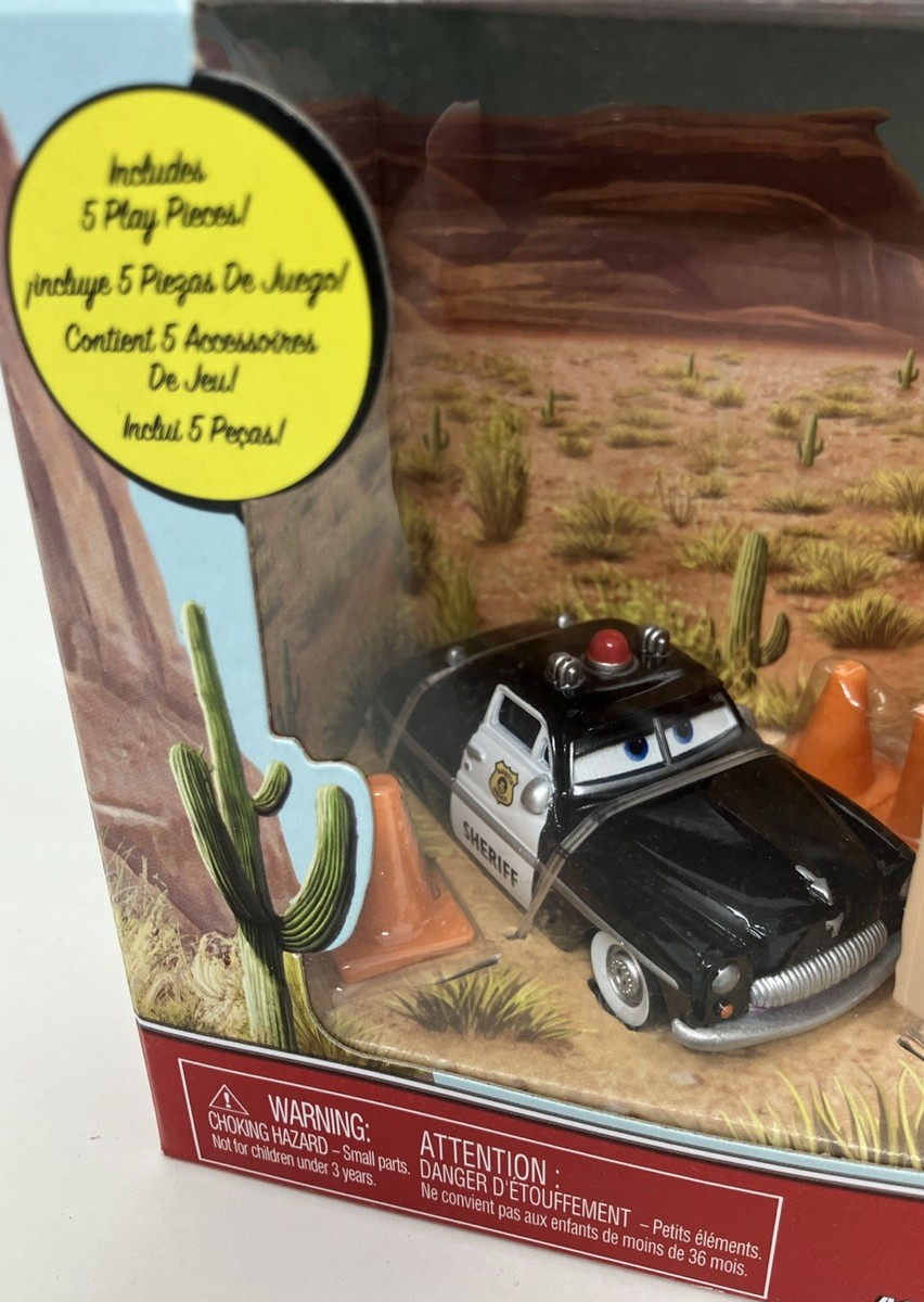 DISNEY PIXAR CARS WELCOME TO RADIATOR SPRINGS SPEEDING THROUGH w