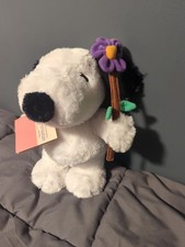 New Dayspring Peanuts 12" SNOOPY Plush Toy Holding Purple Flower Brightened Day