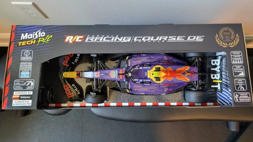 Maisto Tech Formula 1 R/C 1:10 Red Bull Sergio Perez - Image 4 of 4