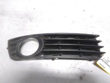 Audi A4 8E B6 Bj.2002 original Luftführungsgitter Stoßstange Stossfänger vorn re