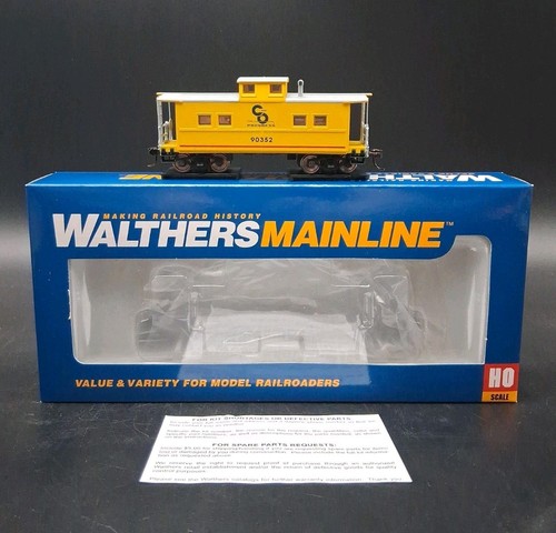 Walthers Mainline 25' 90352 Chesapeake y Ohio Cupola Caboose calibre HO 910-8601 | Condition: Used