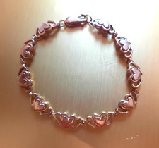 14K Yellow Gold 6  Heart Bracelet 7.4 Grams 