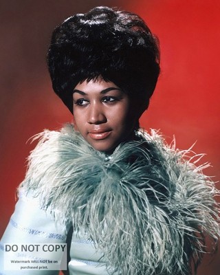 ARETHA FRANKLIN ''THE QUEEN OF SOUL'' - 8X10 PUBLICITY PHOTO (RT-109)