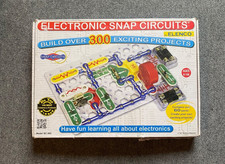 Elenco Snap Circuits Classic Electronics Projects Kit SC-300 Complete