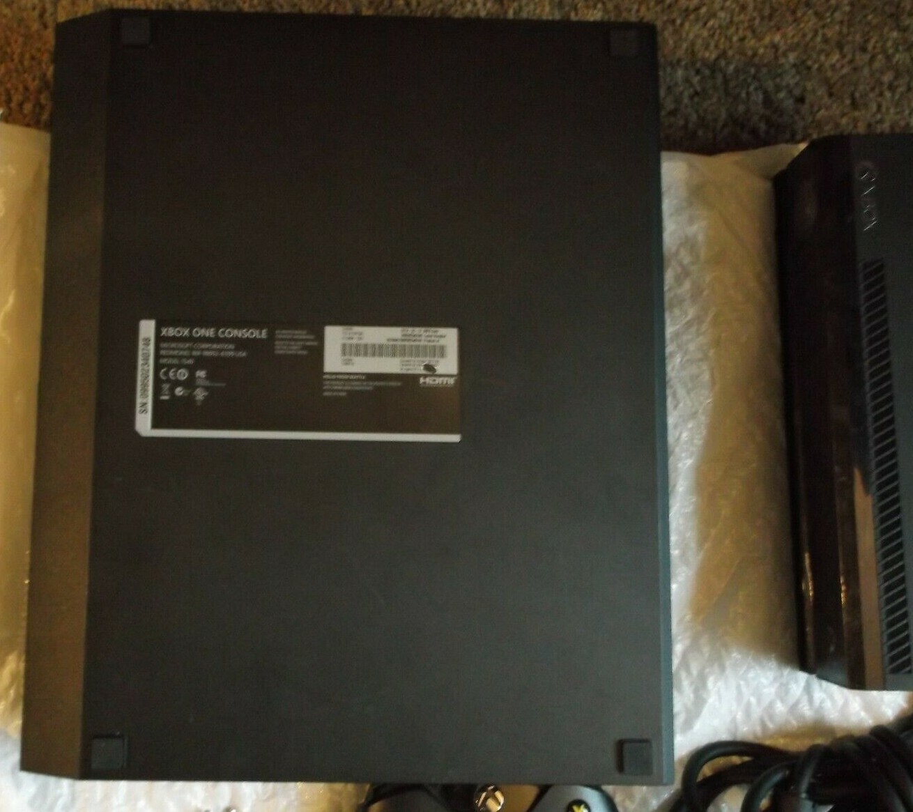 Microsoft Xbox One with Kinect Black Console Very Rare 2014 Intern Signature