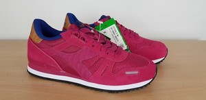 ladies red trainers uk