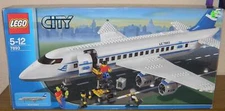 Lego City 7893 Passenger Plane / Passenger Plane 100% Complete with Original Box BA 58cm