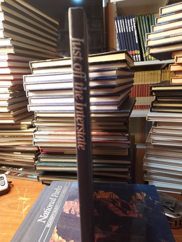 JUST OFF THE INTERSTATE: READERS DIGEST - EXPLORE AMERICA, HARDCOVER 1996 - Picture 2 of 4