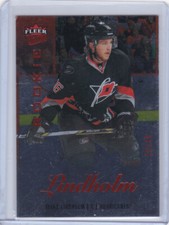 2013 2013-14 FLEER SHOWCASE ELIAS LINDHOLM ULTRA RED MEDALLION 25/99 46 CANES