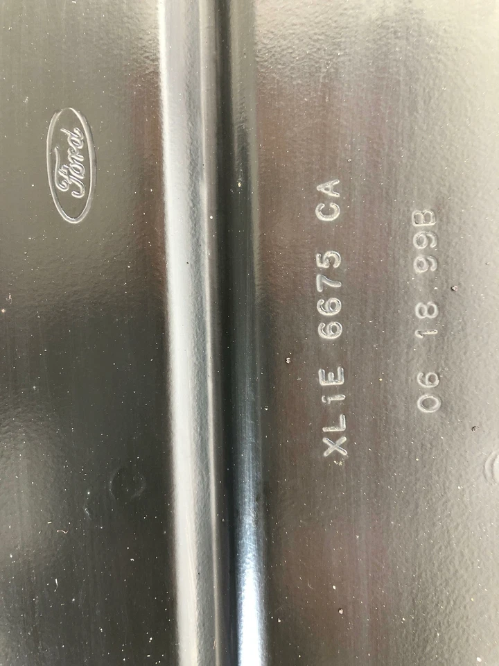 Lincoln Navigator 1997-2002 cárter de aceite del motor con tapón de drenaje XL1E 6675 CA Foto 4 de 4