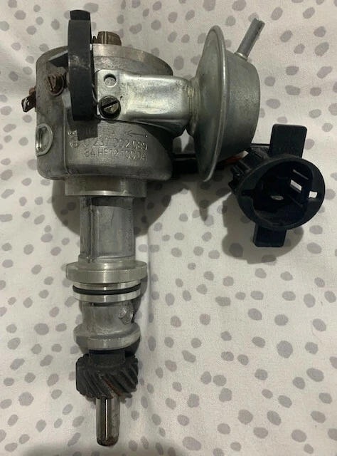 Ford Sierra MK1/2 Distributor 84HF12100DA 0237002089 GERMANY NEW 