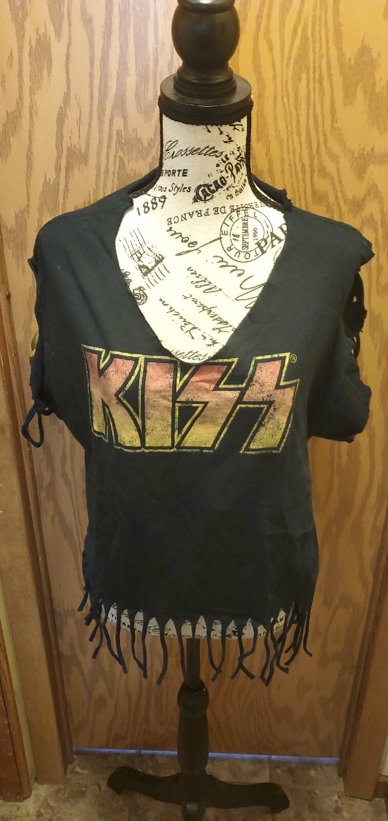 KISS Crop-Top T-Shirt Large Black Fringe Tour Merch Graphic Tee-image